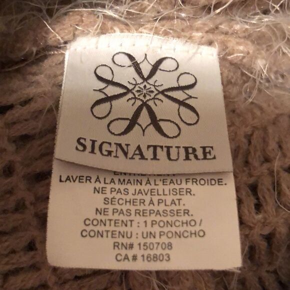 Signature OSFM Tan Cream Knit Eyelash Diagonal Turtleneck Poncho with Tassels - Picture 9 of 10